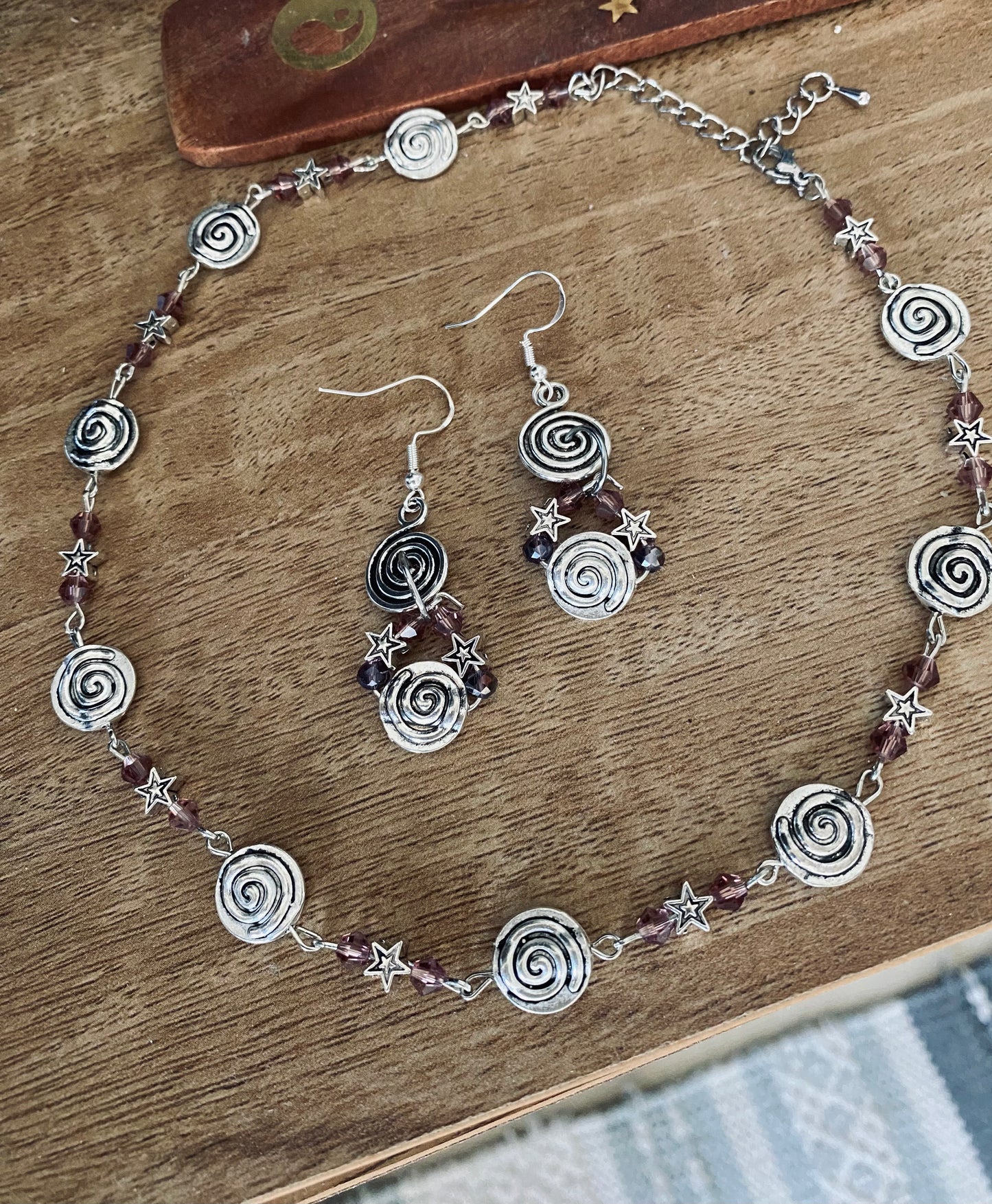 Choker Style Purple Stars And Earrings Set