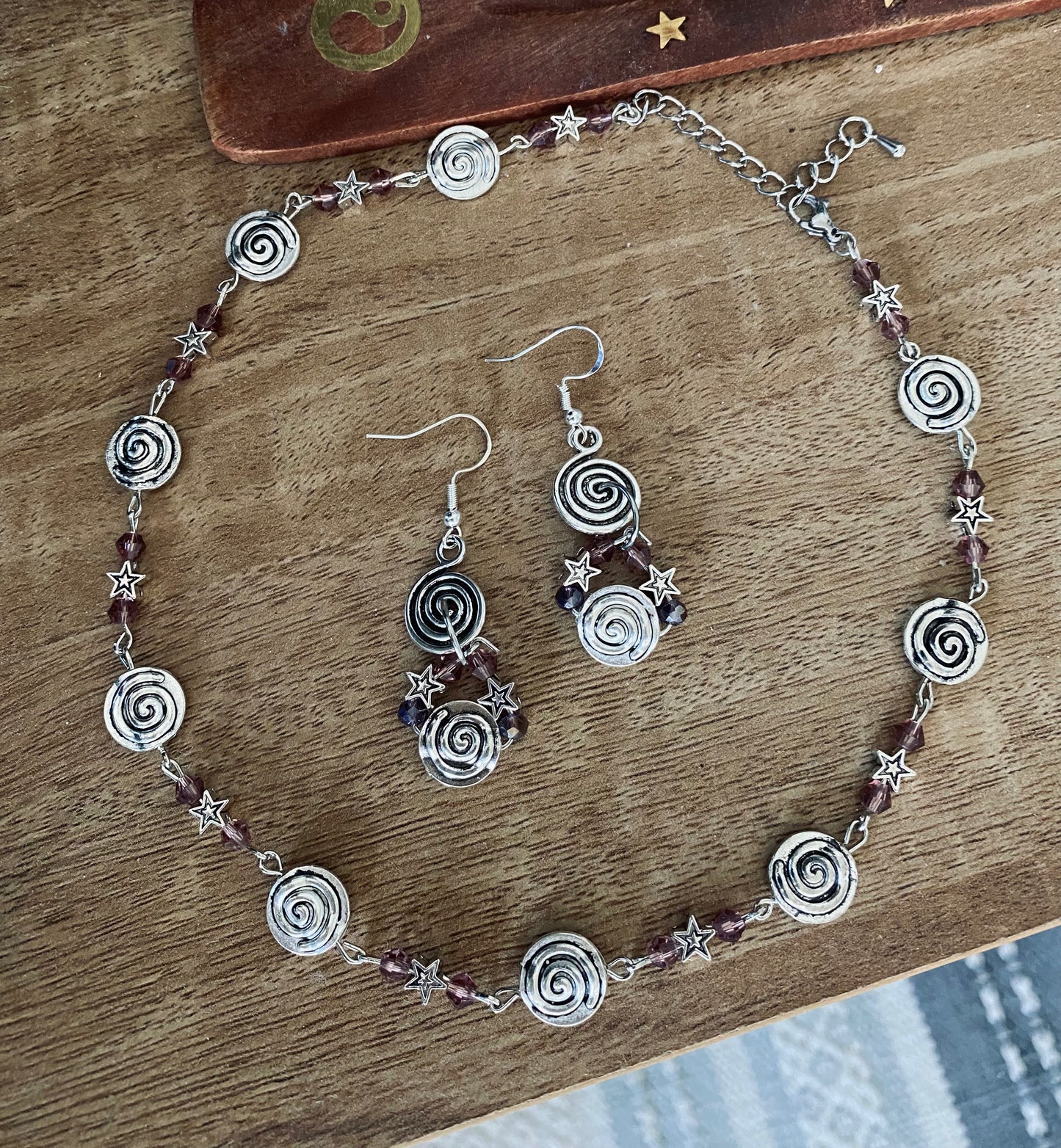 Choker Style Purple Stars And Earrings Set
