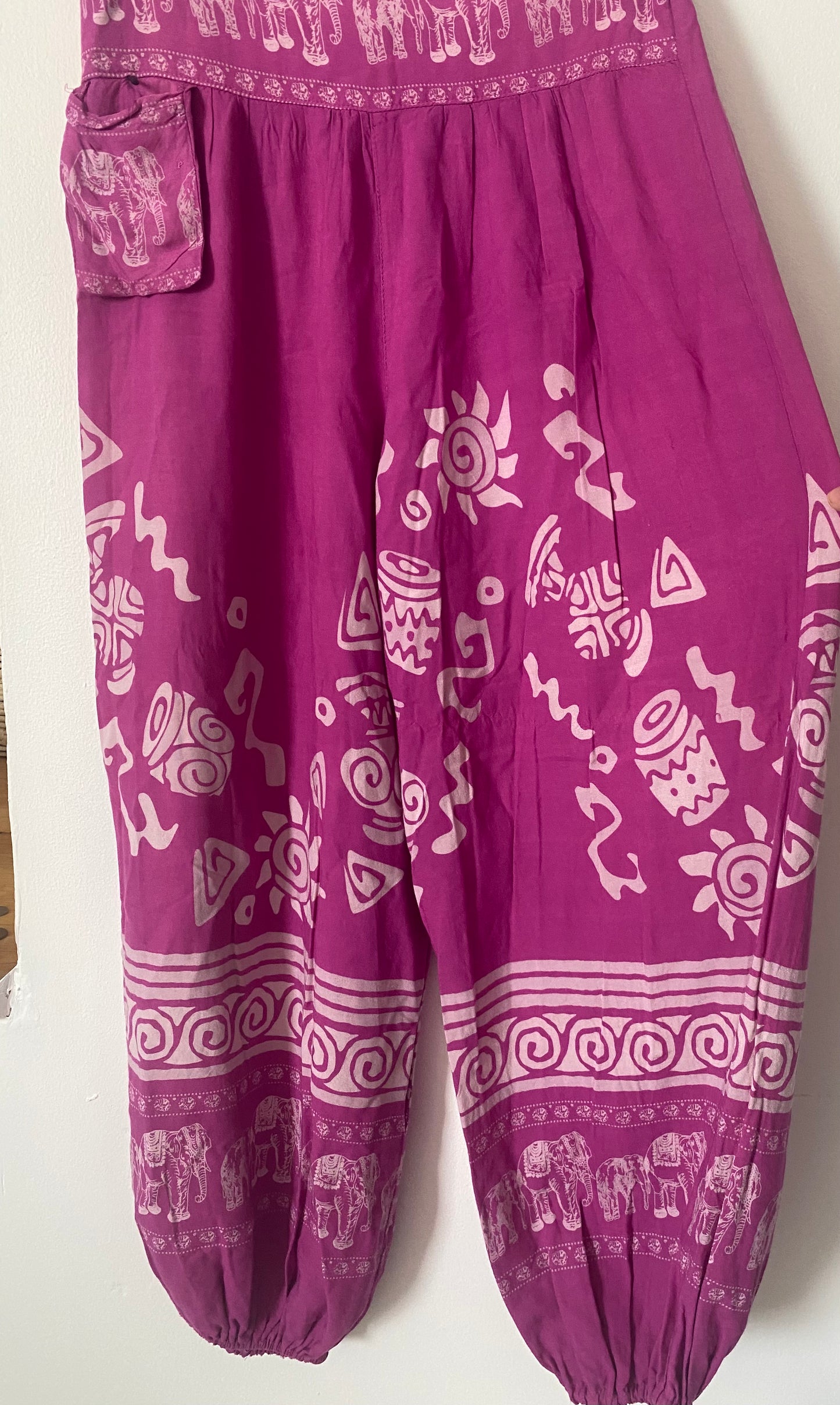 ✨Preloved.✨ Pink Elephant Harem
