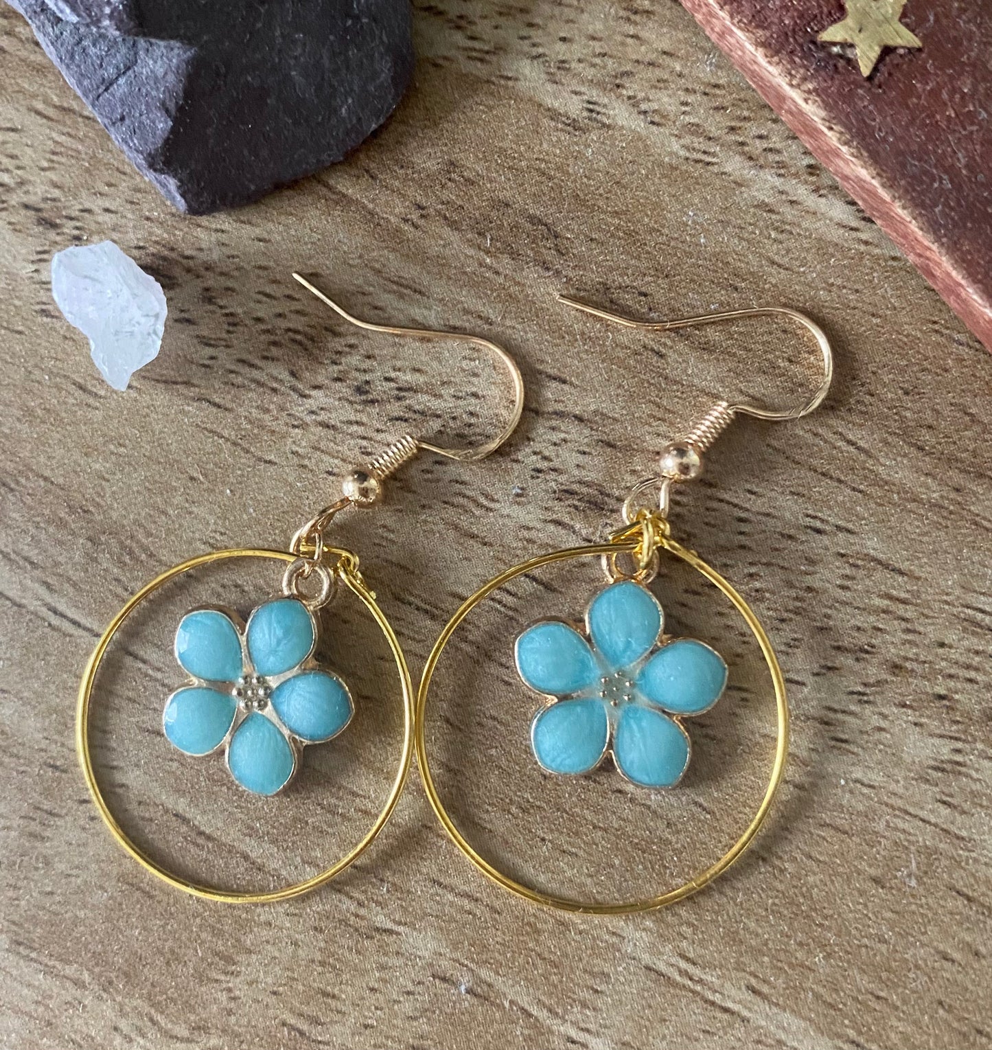 Turquoise Flower Gold